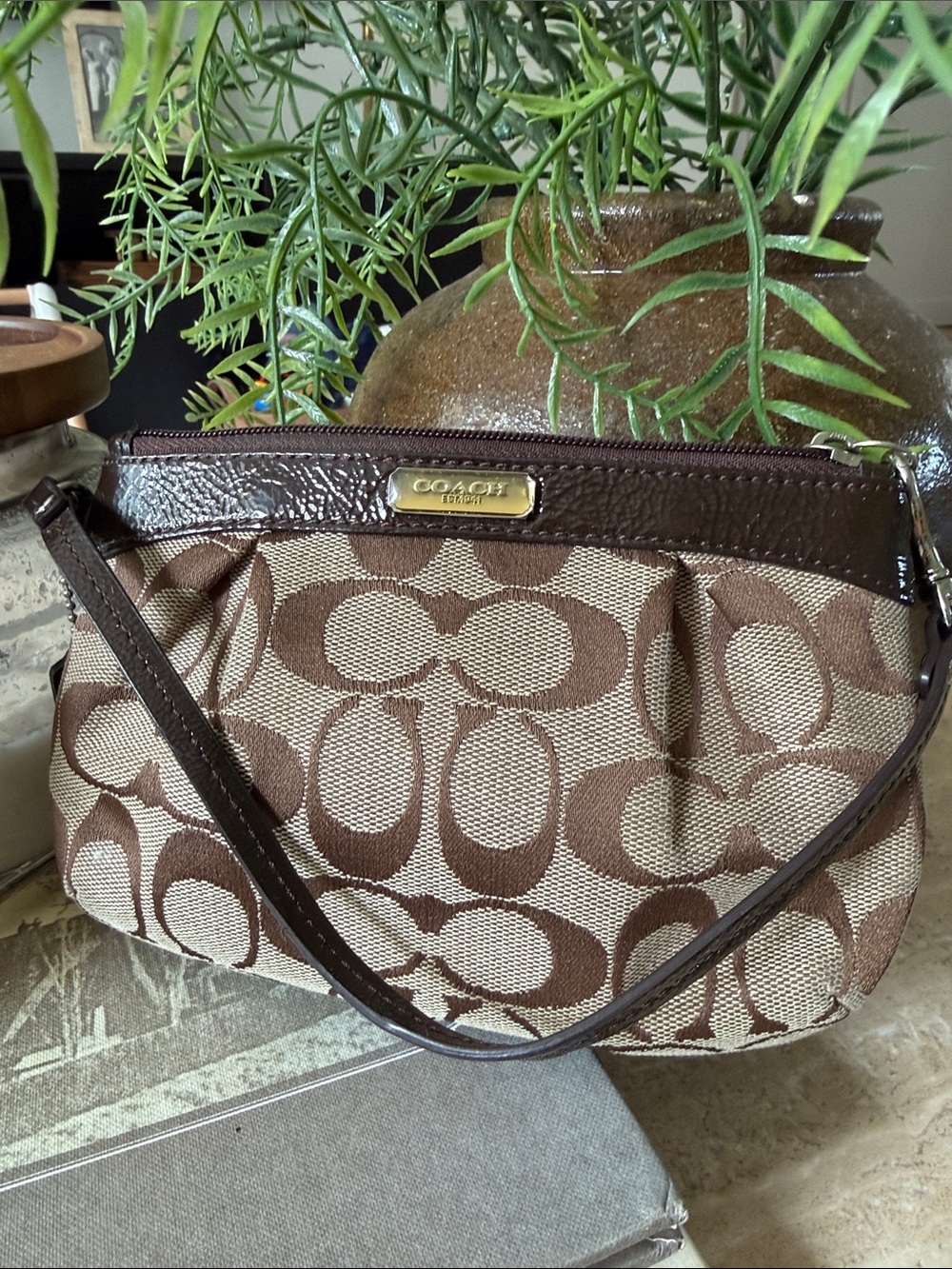 Coach Brown Signature Pleated Canvas Medium Wristlet Clutch Patent Leather Trim
